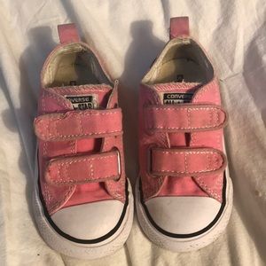 Velcro converse